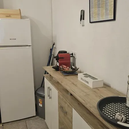 P Stil - Three Bedroom With Hot Tub Ground Floor *