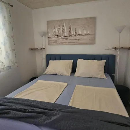 Apartmán P Stil - Three Bedroom With Hot Tub Ground Floor *